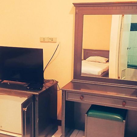 Hotel Wijaya Purwokerto Esterno foto