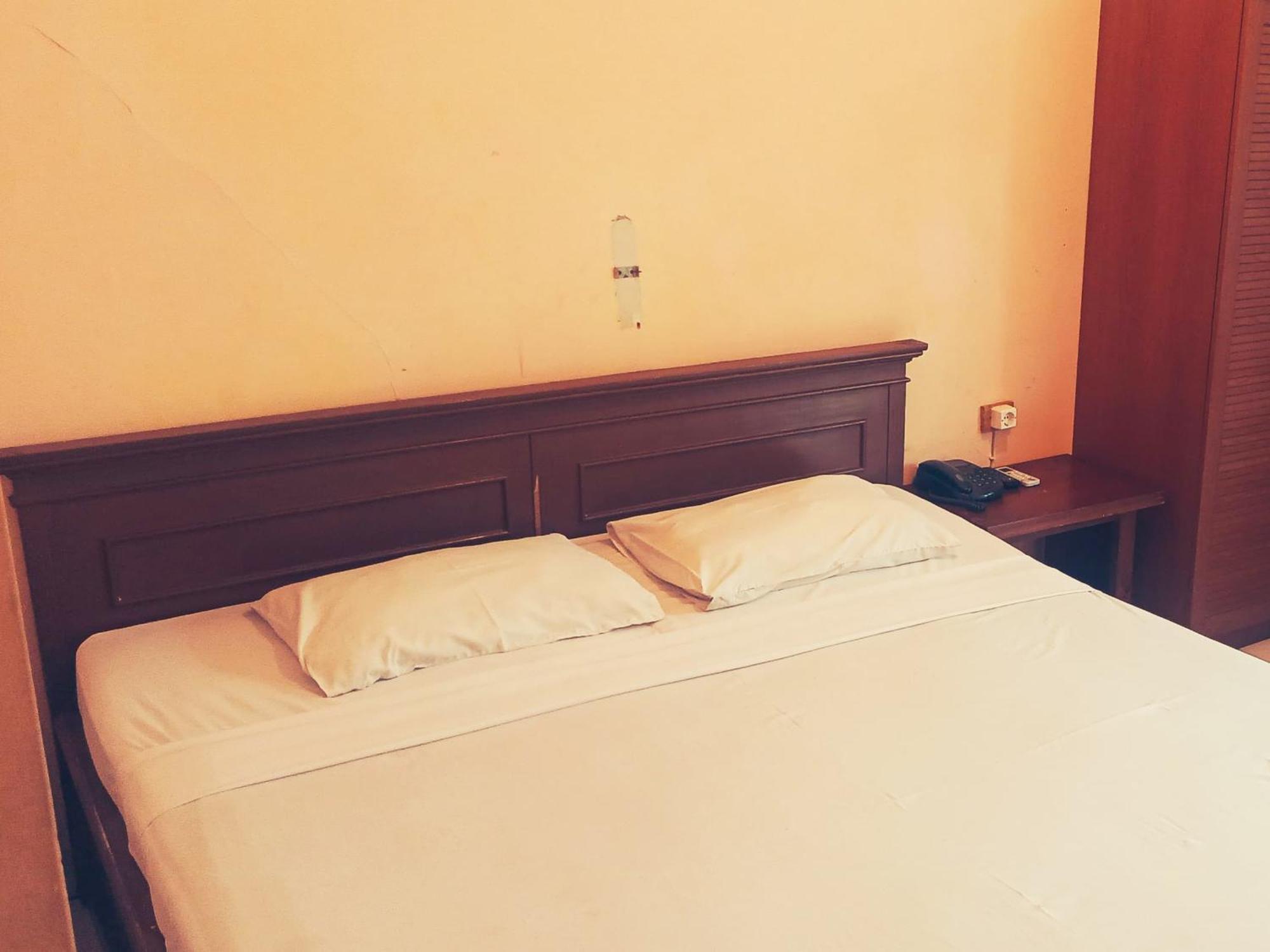 Hotel Wijaya Purwokerto Esterno foto