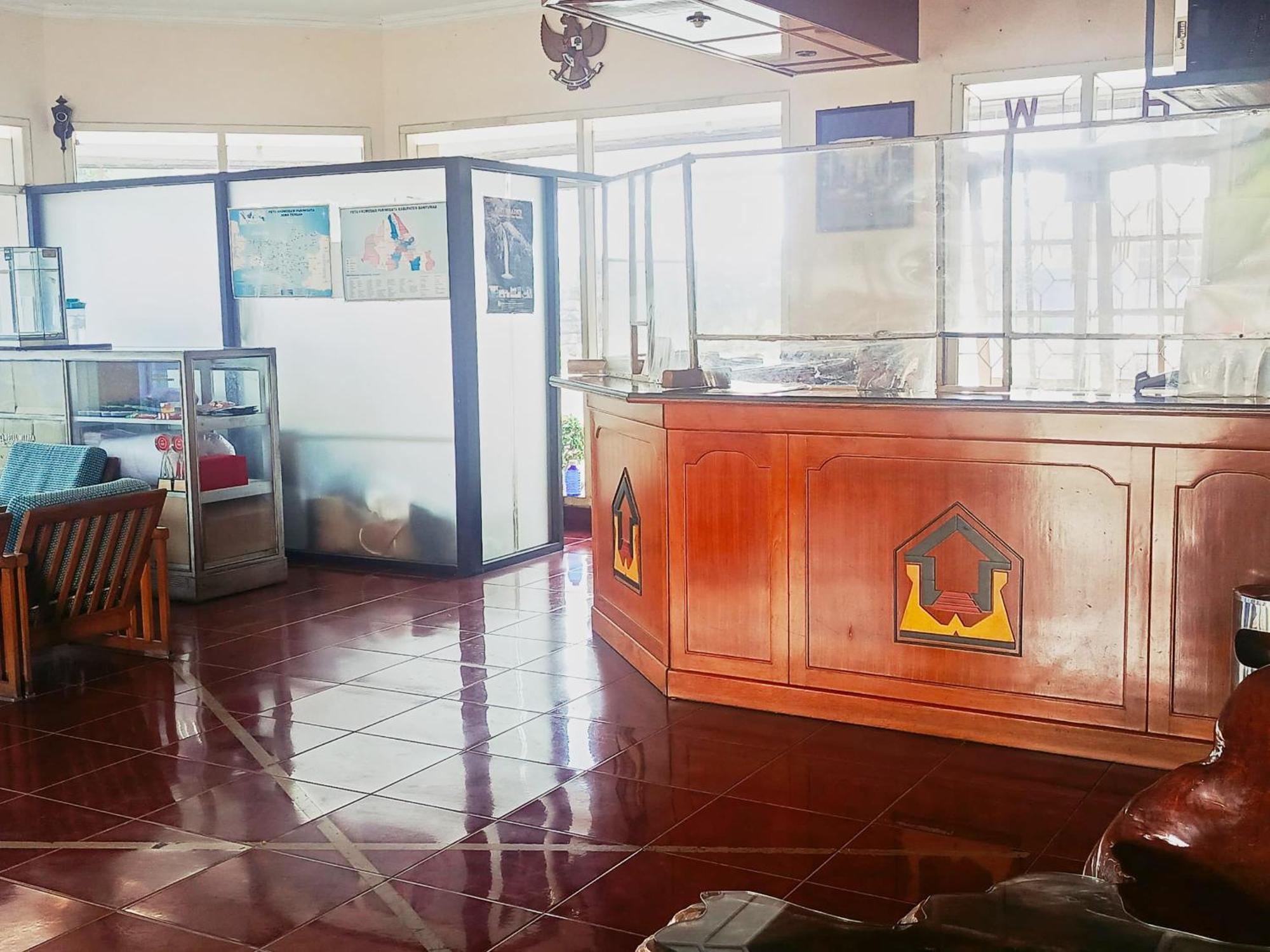 Hotel Wijaya Purwokerto Esterno foto